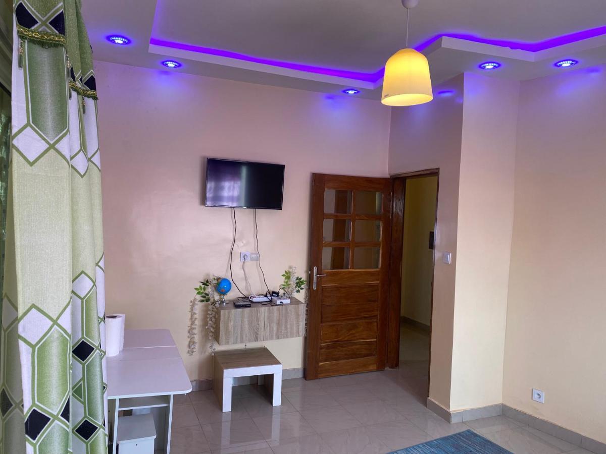 La Belle Planque Apartment Dakar Exterior photo